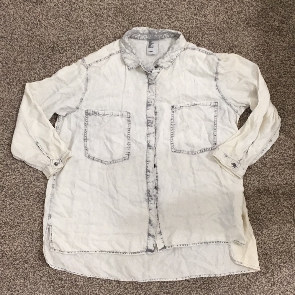 🏳️‍🌈H&M lightweight button down top